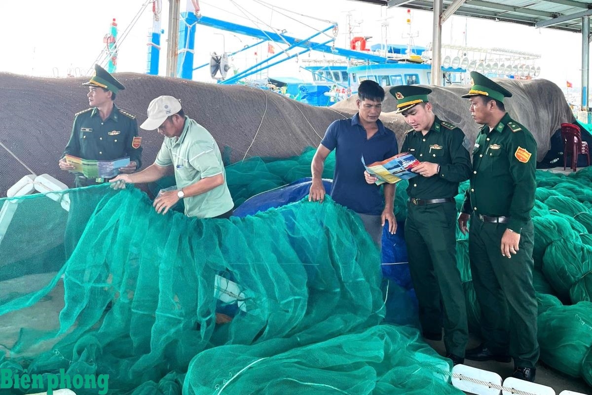 Border guard forces promote communication on combating IUU fishing
